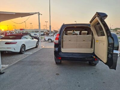 2014 Toyota Prado VXR V6 GCC Specs Black-Beige