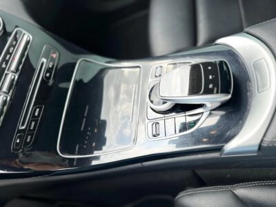 2017 Mercedes-Benz C 200 Turbocharged 16-valve Inline 4-cylinder Silver Black