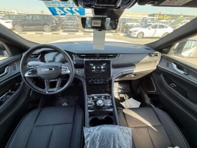 2024 Jeep Grand Cherokee Overland 3.6L 6 Cylinder Engine GCC White Black