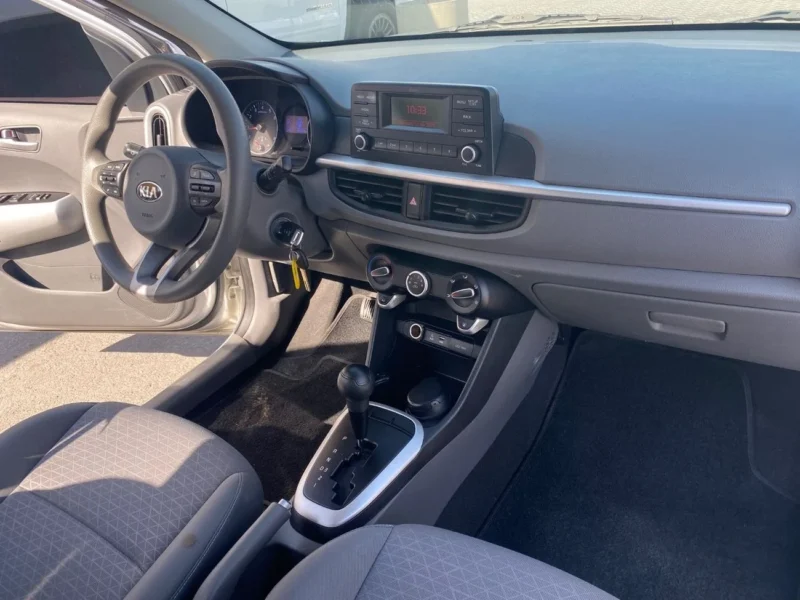 2018 Kia Picanto Top 1.2L Petrol GCC Specs Silver Grey Sedan