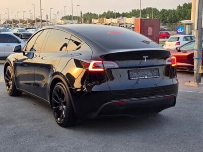 Tesla Model Y 2023 Black GCC Specs RWD