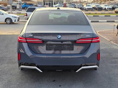 2025 BMW i5 eDrive35L Grey Electric German Specs