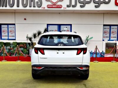 2022 Hyundai Tucson T-GDI Smart 4 Cylinder Engine GCC Specs White Black