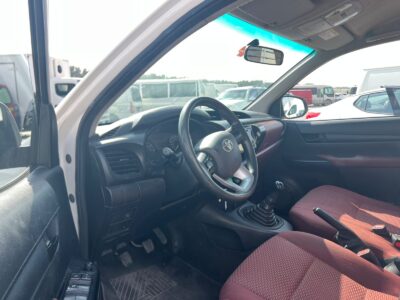 2021 Toyota Hilux 4X2 Manual GCC Specifications White Red