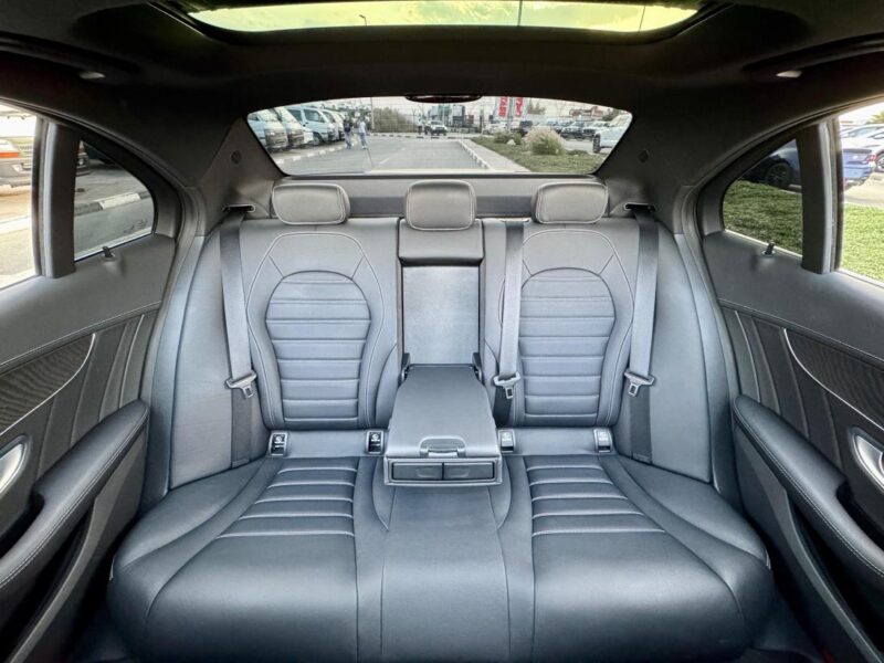 Black MERCEDES-BENZ c 200 2016 A/T Petrol