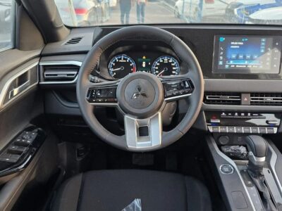 Mitsubishi Xforce 2025 Mitsubishi Xforce 1.5L AT Petrol Grey Black