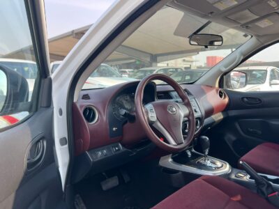 2020 Nissan Navara 4X2 Automatic White GCC Specs