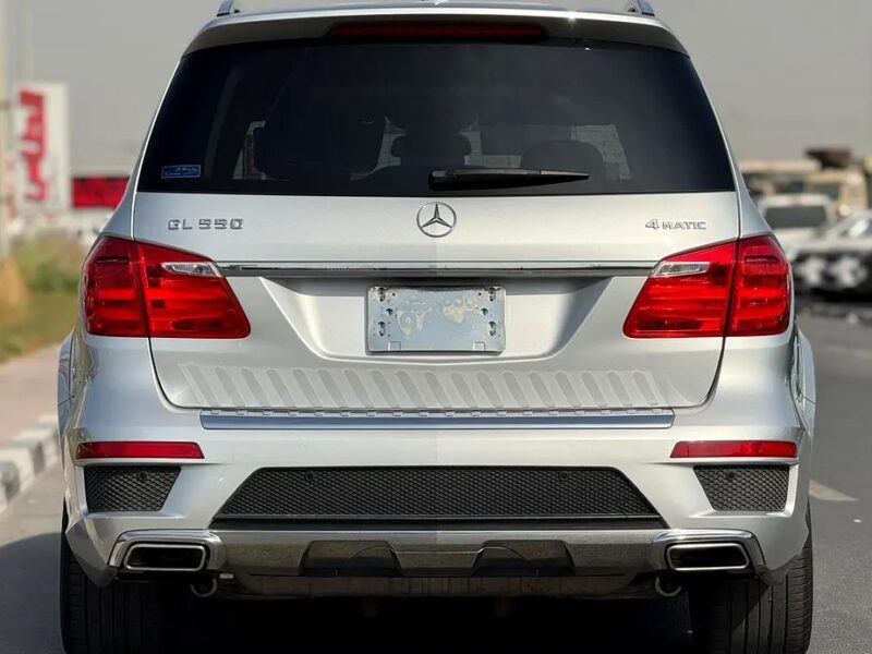 2014 Mercedes-Benz GL-Class GL 550 8 Cylinder CLEAN CAR Silver Black