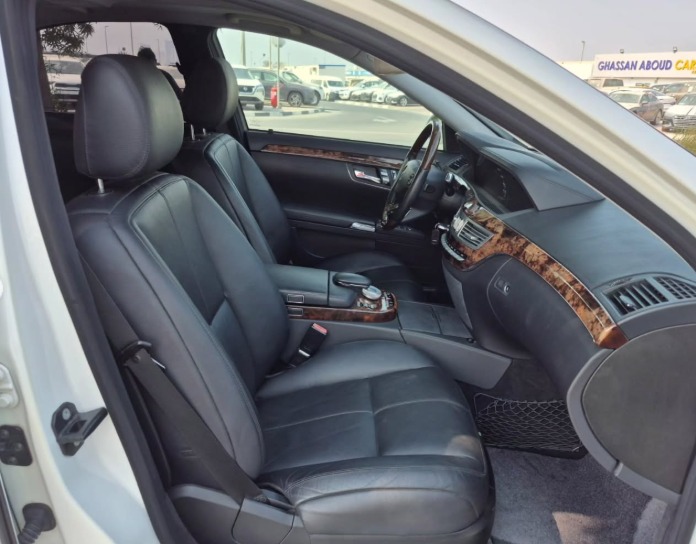 2006 MERCEDES BENZ S 350 V6 AUCTION GRADE 4/B White Black