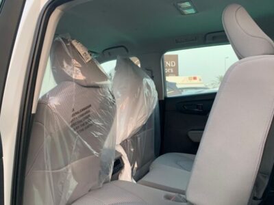 2024 Toyota Highlander 2.5L Inline‑4 Hybrid + CVT AWD White Beige