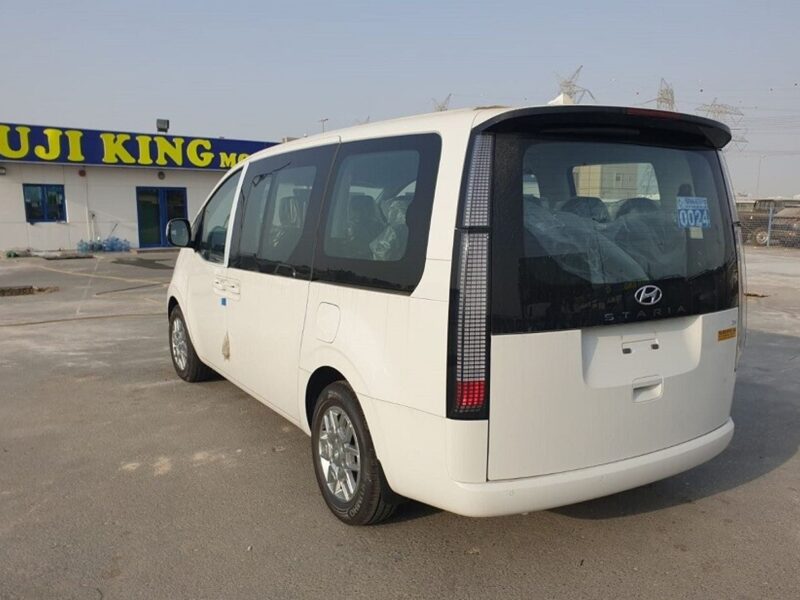 2024 Hyundai Staria 3.5 litre V6 Engine PETROL White Grey