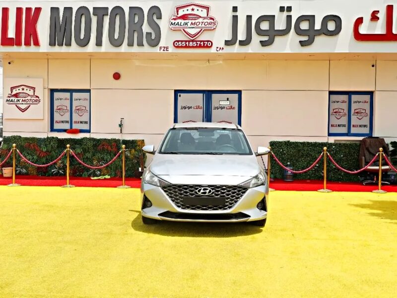 2021 Hyundai Accent GL 4 Cylinder Engine GCC Specs Silver Beige