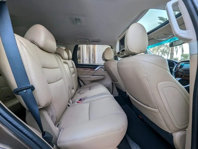 2016 Mitsubishi Montero Sport GLS 4WD Top Line 6 Cylinder Bronze Beige GCC