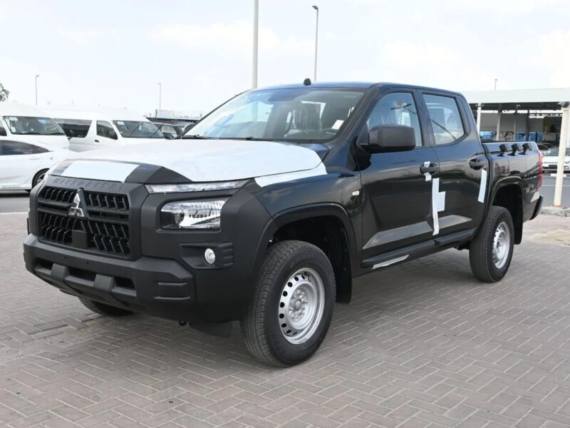 2026 Mitsubishi L200 MITSUBISHI L200 2.4L GL PETROL DCABIN 4X4 5M/T Black