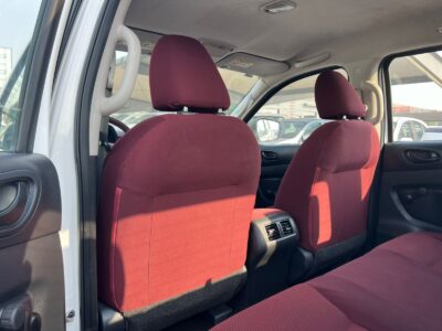 2020 Nissan Navara 4X2 Automatic White GCC Specs