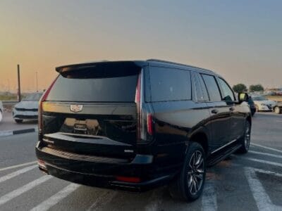 2023 CADILLAC ESCALADE ESV FULL OPTION CHASSIS GUARANTEE Black