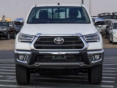 2025 Toyota Hilux GLX-S SR5 2.7L 4 Cylinder Engine GCC White Burgundy