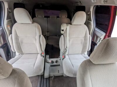 2015 Toyota Sienna LE Mid Option in Perfect Condition Red Beige
