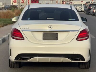 2016 MERCEDES-BENZ C200 V4 AUCTION GRADE 4.5/B