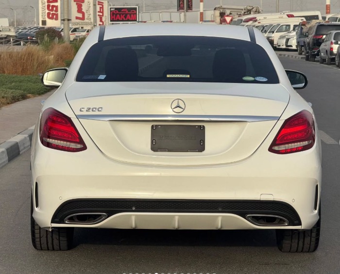 2016 MERCEDES-BENZ C200 V4 AUCTION GRADE 4.5/B