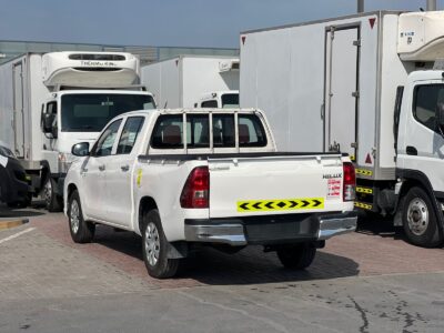 2021 Toyota Hilux 4X2 Manual GCC Specifications White Red