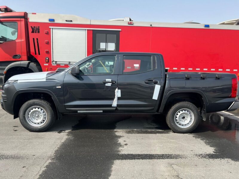 2025 Mitsubishi L200 MITSUBISHI L200 4 Cylinder Engine Manual Grey Black