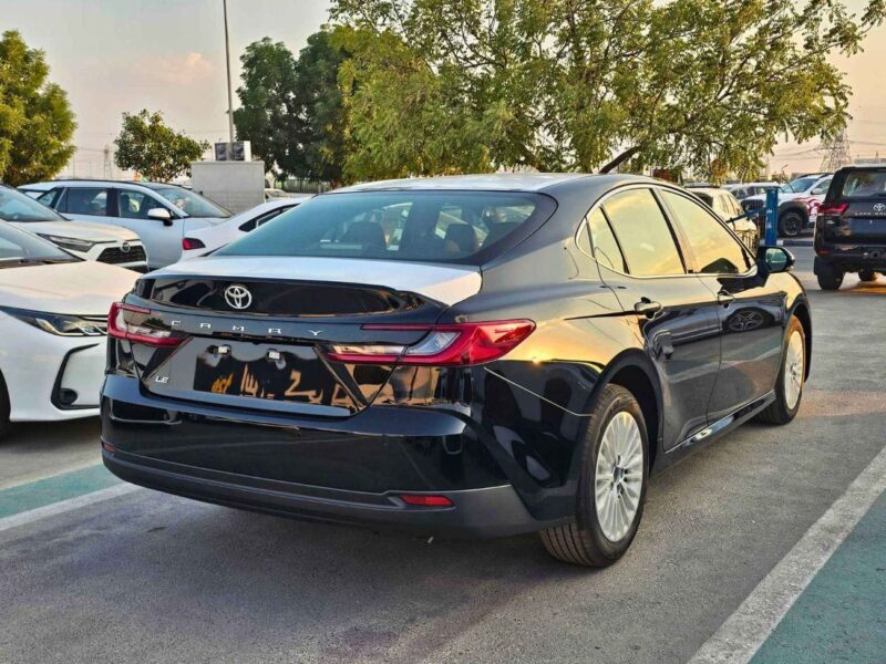 2025 Toyota Camry LE 2.5L V4 Engine PETROL Black Grey GCC