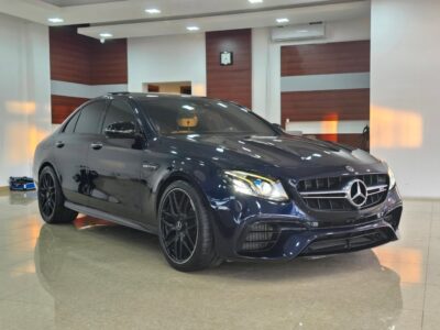 2018 Mercedes-Benz AMG E63 S 4.0L Twin-Turbocharged V8 Blue Beige