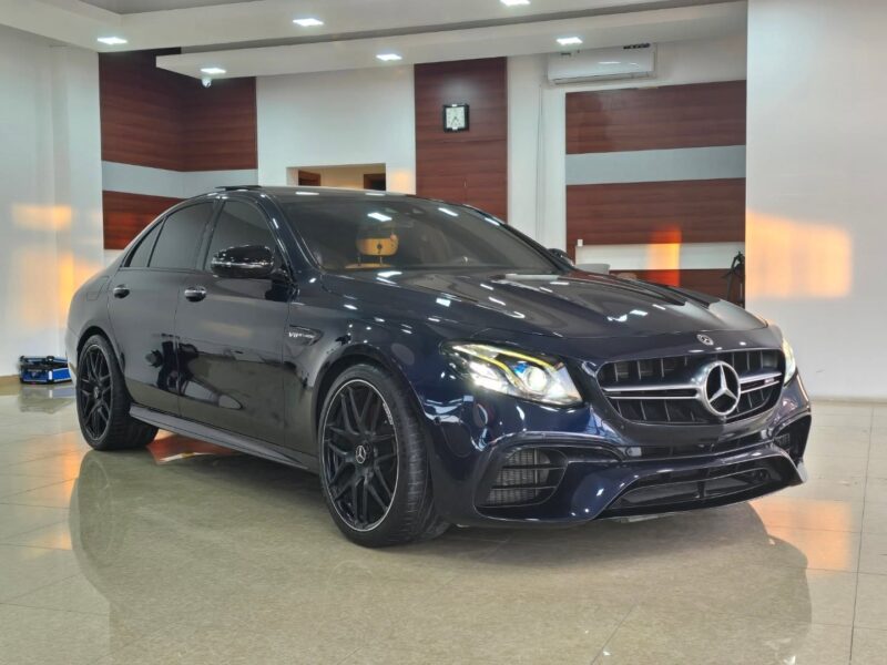 2018 Mercedes-Benz AMG E63 S 4.0L Twin-Turbocharged V8 Blue Beige