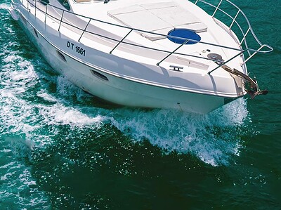 Majesty Yacht 44 FT Dubai UAE