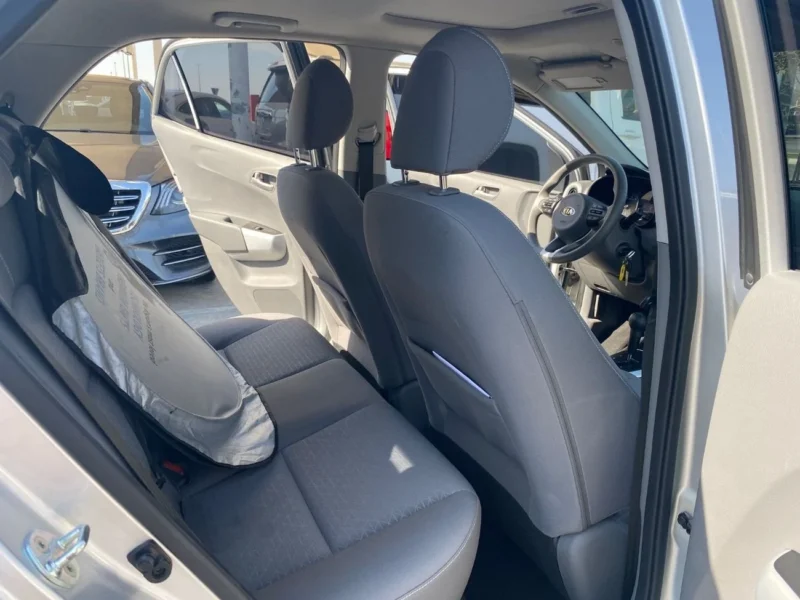 2018 Kia Picanto Top 1.2L Petrol GCC Specs Silver Grey Sedan