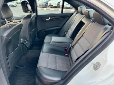 2014 Mercedes-Benz C300 V6 engine 3.5-liter White Grey