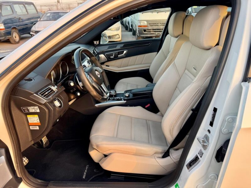 2014 Mercedes-Benz E63 AMG 5.5L twin-turbo V8 White Beige