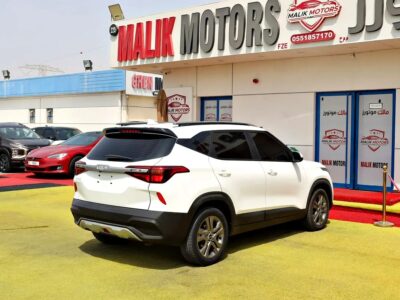 2023 Kia Seltos EX Full Option Neat and Clean Exterior White Black