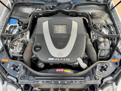 2007 Mercedes-Benz E 550 5.5-liter 8 cylinders Engine Silver Black