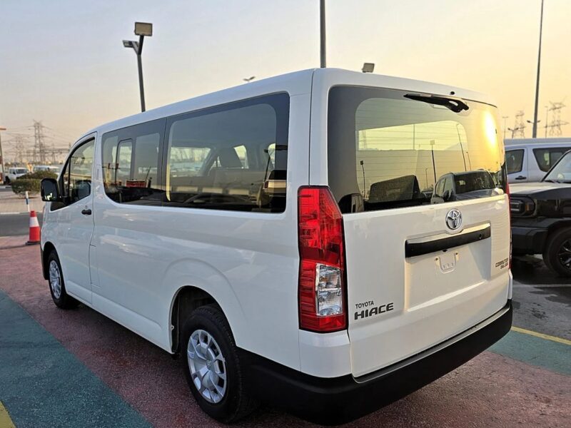 2025 Toyota Hiace Std Roof Newshape 2.8l Diesel MT White Grey