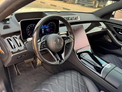 2022 MERCEDES BENZ S580 AMG V8 AUCTION GRADE 4.5/B White Black