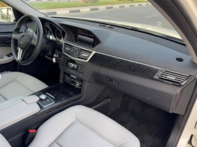 Mercedes Benz E350 3.5-liter V6 Engine 2013 Very Clean Car White