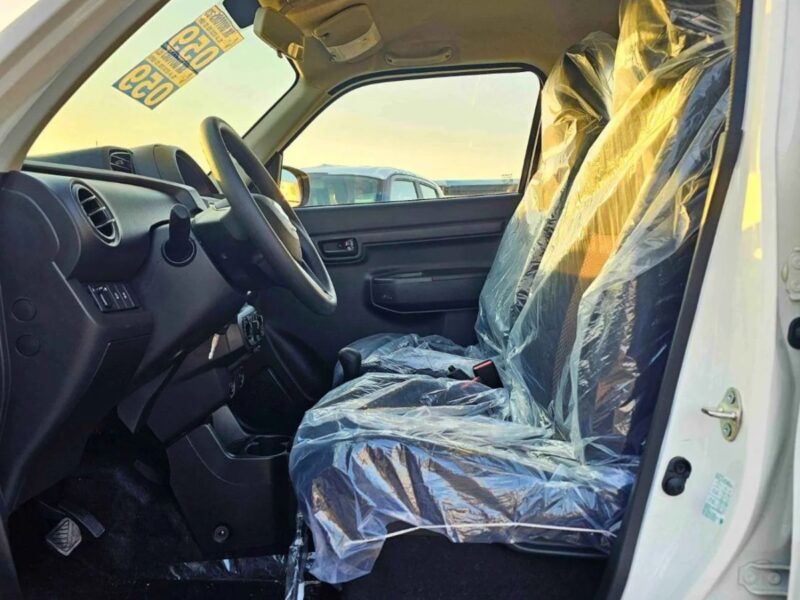 2026 Suzuki S Presso GL 1.0L V3 Engine AT PETROL White Black