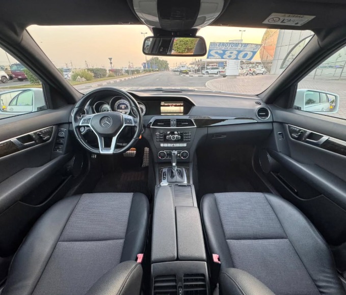 2014 MERCEDES BENZ C350 V6 Body Kit AMG AUCTION GRADE 4/B White Black