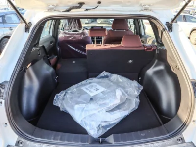 Toyota Corolla Cross 1.8L XL 2025 Toyota Corolla Cross 1.8L White Red