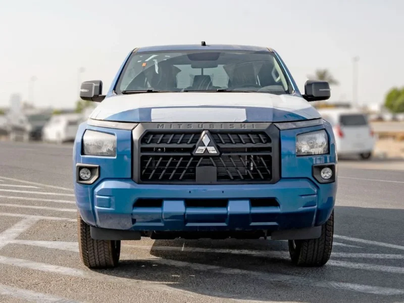 Mitsubishi L200 2025 Mitsubishi L200 2.4L MT Petrol Blue Black