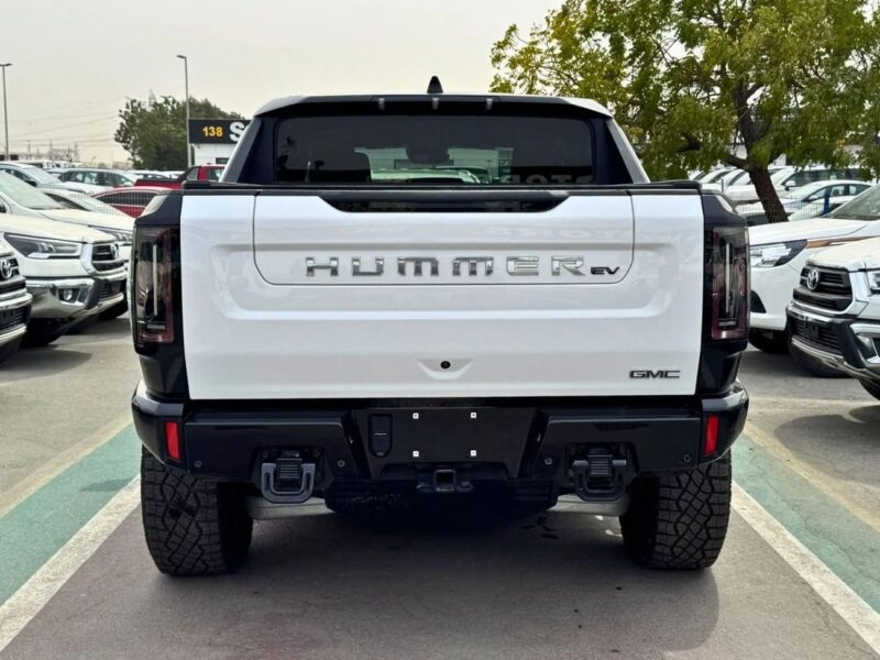 2024 GMC Hummer EV PICKUP 1.5L ELECTRIC GCC Specs White Black