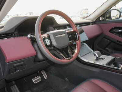 2024 Land Rover Range Rover Evoque P250 DYNAMIC SE Silver Maroon