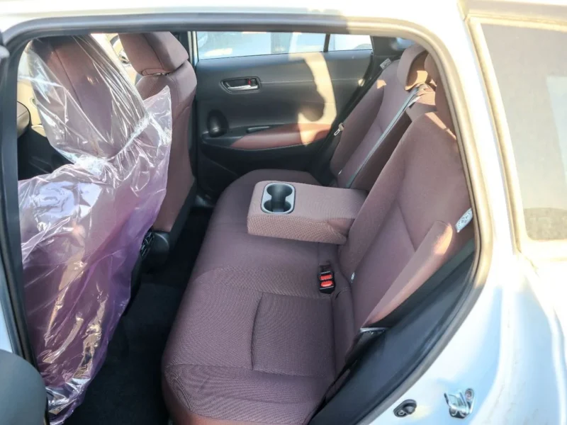 Toyota Corolla Cross 1.8L XL 2025 Toyota Corolla Cross 1.8L White Red