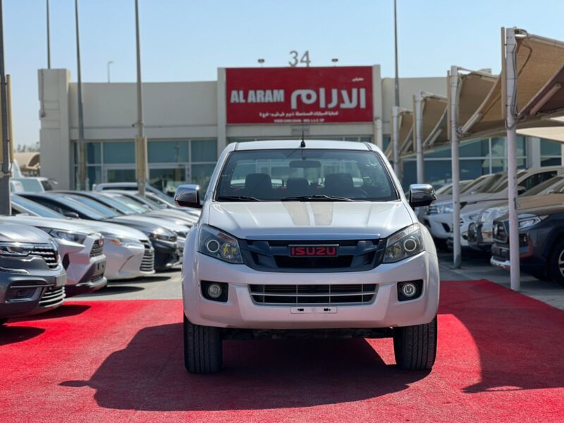 2016 Isuzu D Max 4X4 GT Manual Diesel 2.5 Turbo Manual White Black