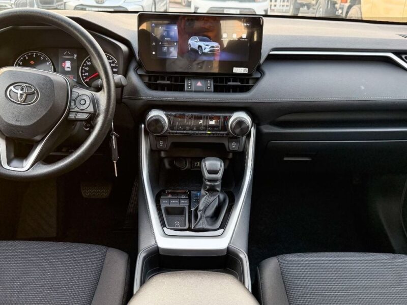 2025 Toyota RAV 4 2.0L Inline Cylinder Front Wheel Drive Black