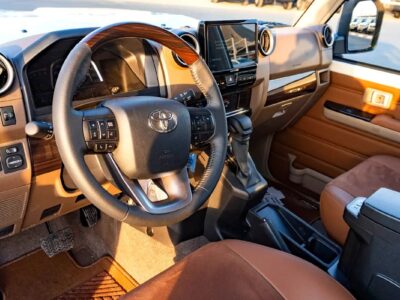 2025 Toyota Land Cruiser 76 series Other 4.0L AT Petrol Full Option White Brown