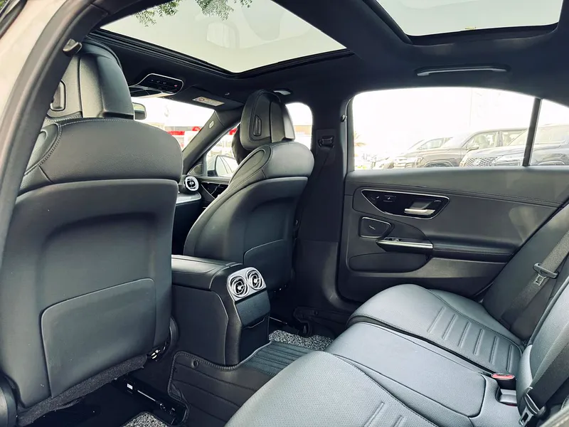 2024 Mercedes-Benz C-Class C260 L CLEAN TITLE and Neat Car White Black