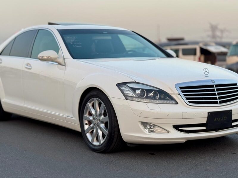 2006 Mercedes-Benz S 350 3.5-liter V6 Engine White Black